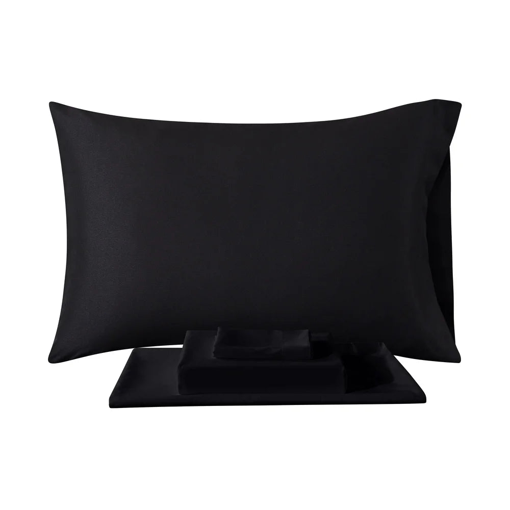 Reversible Bedding Set with Comforter Sheets and Pillowcases