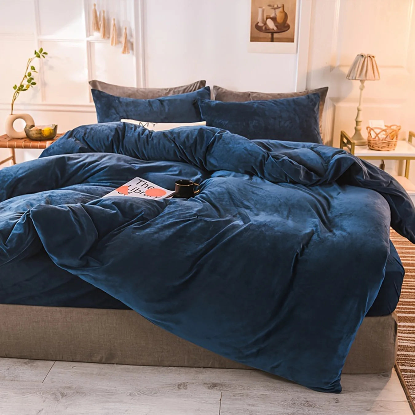 Velvet Duvet Cover Set for Cozy Autumn and Winter Comfort